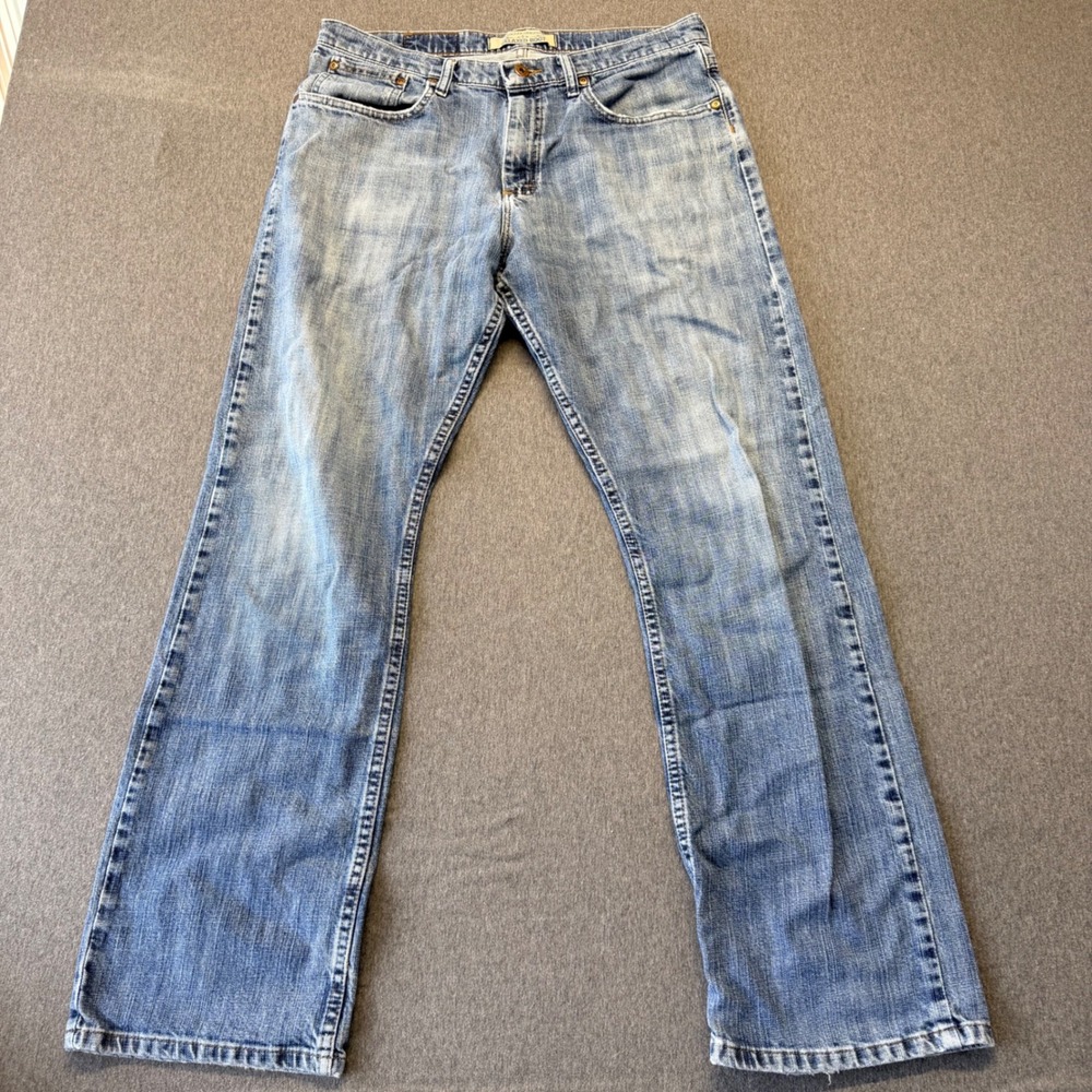 Wrangler Originals Mens Relaxed Bootcut Jeans Light Wash Denim 32x31